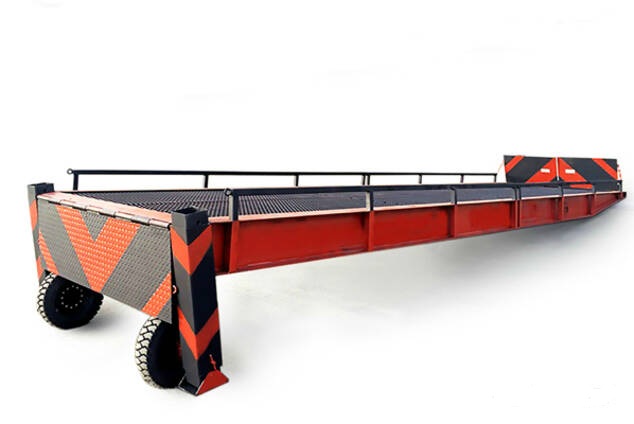 Передвижная погрузочная эстакада г/п 7 тонн, без площадки